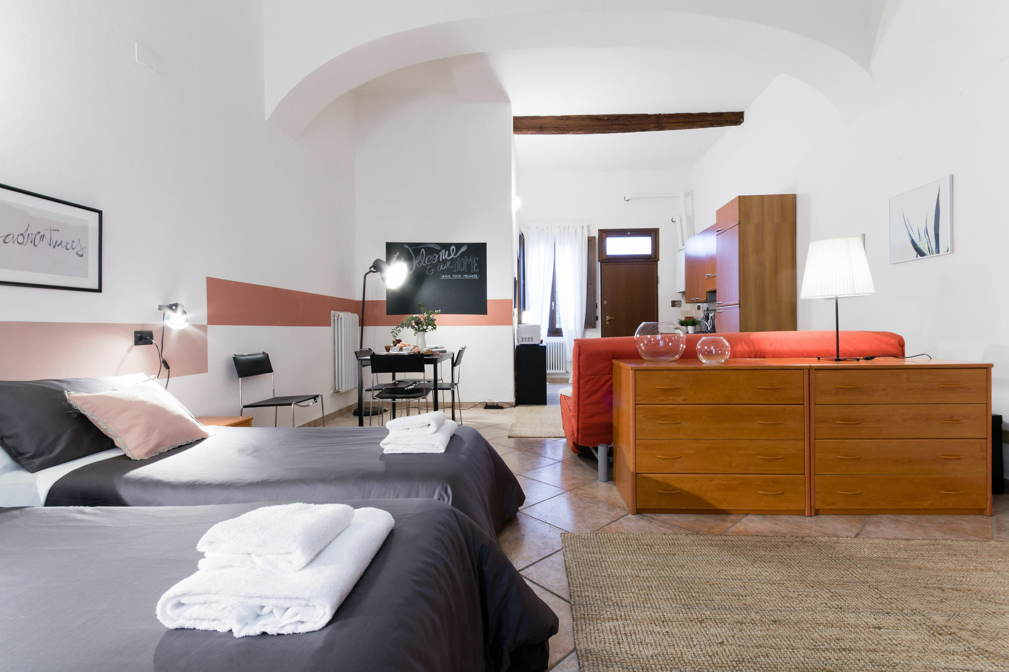 Senzanome - Old Town - Bologna Appartement Buitenkant foto